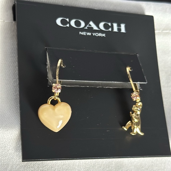 NWT Coach Heart And Rexy Mismatch Earrings - Picture 5 of 9